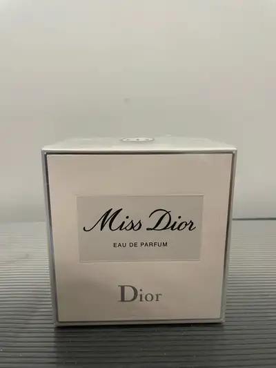 Miss Dior Parfum , View more