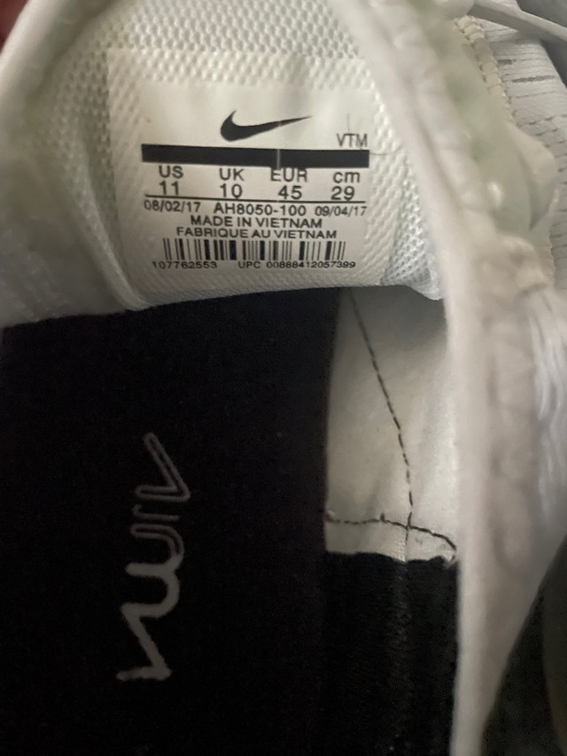 Nike Air Max 270 in Men's Shoes in Oakville / Halton Region - Image 4