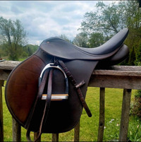 Wintec 16" adjustable (brown) saddle