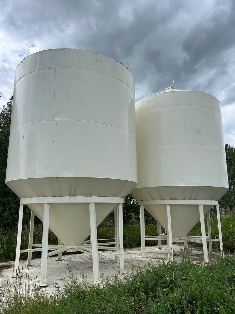 14’ hopper bottom grain bins Farming Equipment St. Albert Kijiji
