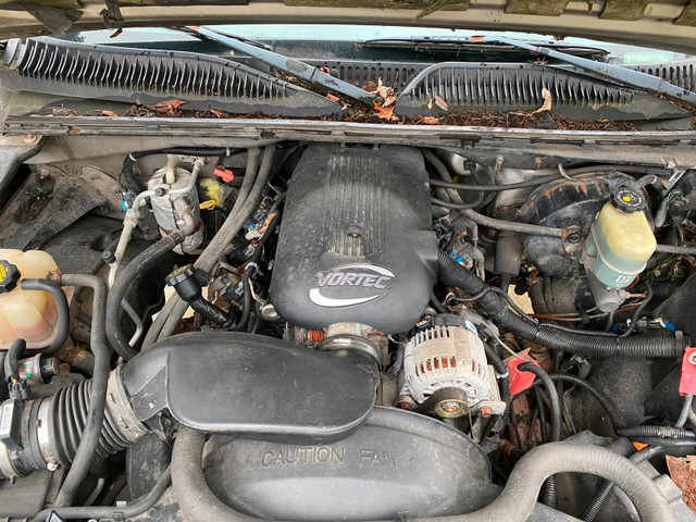 2001 Chevrolet Silverado 1500 4WD in Cars & Trucks in London - Image 4