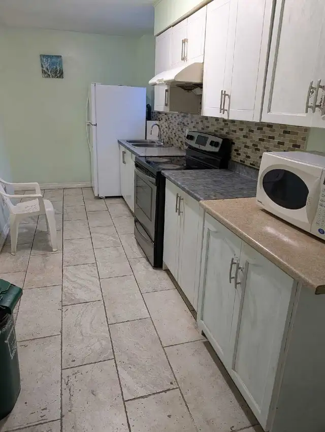 Walkout Basement for Rent in Long Term Rentals in Mississauga / Peel Region - Image 6