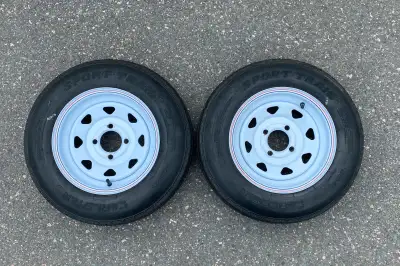 2 Brand new trailer tires. Carlstar Sport Trail LH (850 lbs each) They were only used once (from CBS...