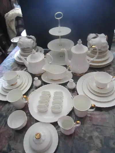 $850.00 (includes GST/HST + Shipping) for this elegant Royal Albert VAL D'OR fine bone china set for...