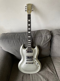 2008 Gibson SG Diablo Silver Guitar of the Month