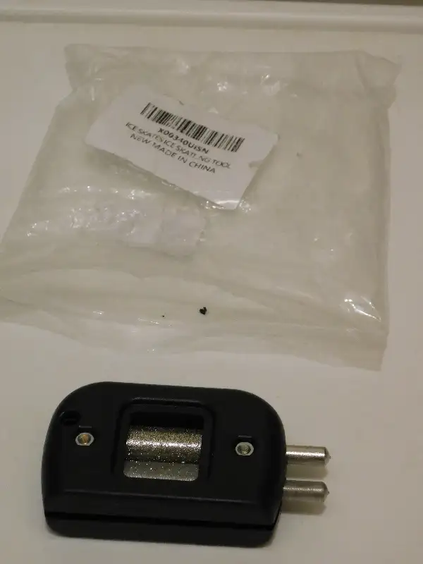 ICE SKATE SHARPENER NEW $10