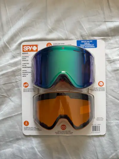 Ski/snowboard goggles, View more