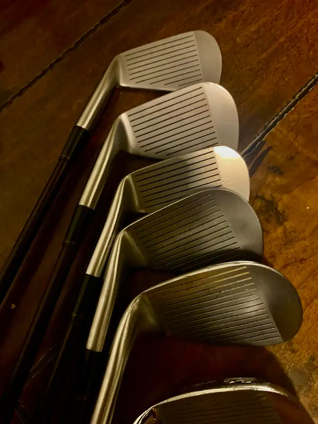 Honma Golf Club Set in Golf in Burnaby/New Westminster - Image 11