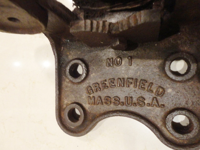 Antique Cast Iron Fewells & Son Co. No.1 Pipe Vise Mass. USA in Arts & Collectibles in Kitchener / Waterloo - Image 3
