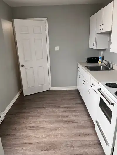 ✨ 1 Bedroom Apartment for Rent – $1,000/month + Utilities ✨ 79 St. George St., Sussex, NB Available...