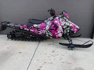 2021 Polaris 600 PRO RMK 155 - 75.1 Engine Hrs - 1478 Km - 155 Series 6 2.6 Track - Great Condition...
