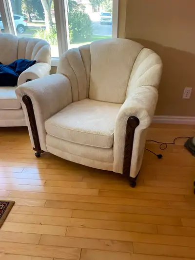 Matching Vintage-Style Sofa & Armchair – Excellent Condition, View more