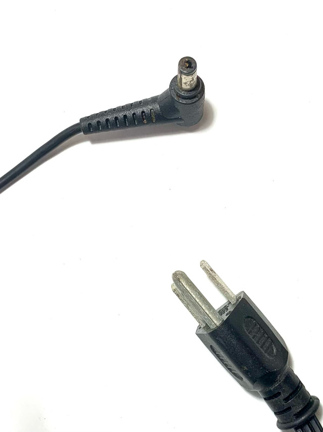 AC/DC ADAPTOR - ADP-65WH BB in Cables & Connectors in Mississauga / Peel Region - Image 3