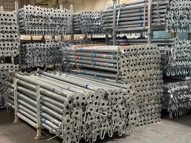 Adjustable shoring jacks for sale- All sizes available in Ladders & Scaffolding in Oakville / Halton Region - Image 2