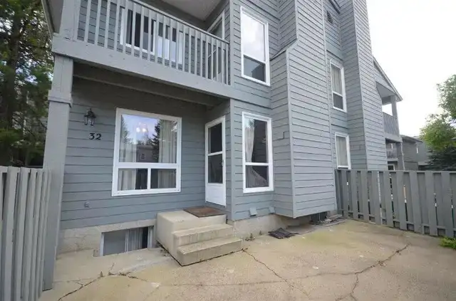 4-Bedroom townhouse for rent in Millwoods62863776824833120