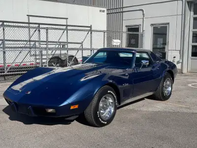 1975 Chevrolet Corvette Stingray Convertible, toit dure et mou Extérieur bleu Acier Métalisé Intérie...