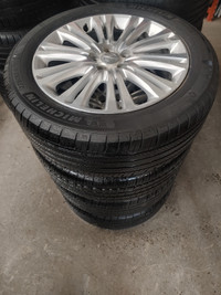 OEM Chrysler 300 rims with tires