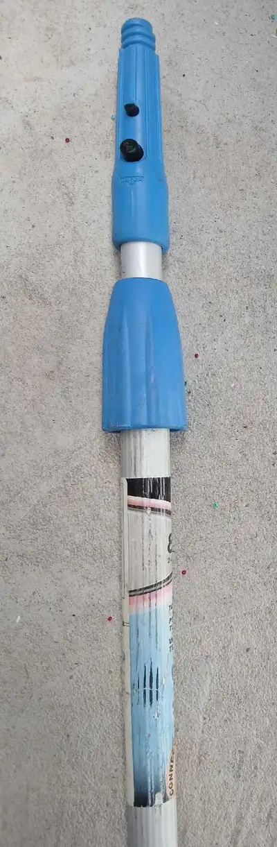 Extendable aluminium pole., View more