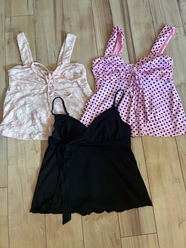 Women’s SHEIN tank tops