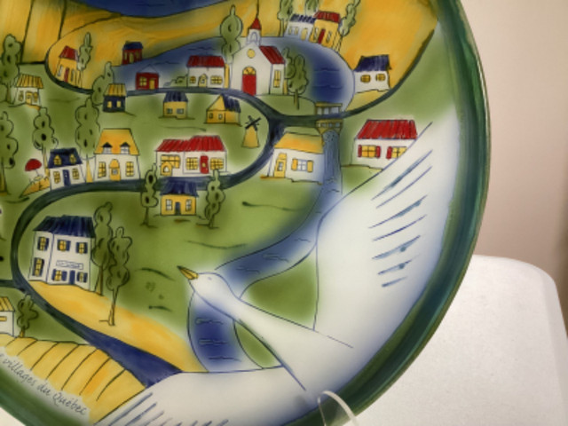 PRICE DROP! Gorgeous 15” Decorative Glass Platter dans Décoration intérieure et accessoires  à Ouest de l’Île - Image 3