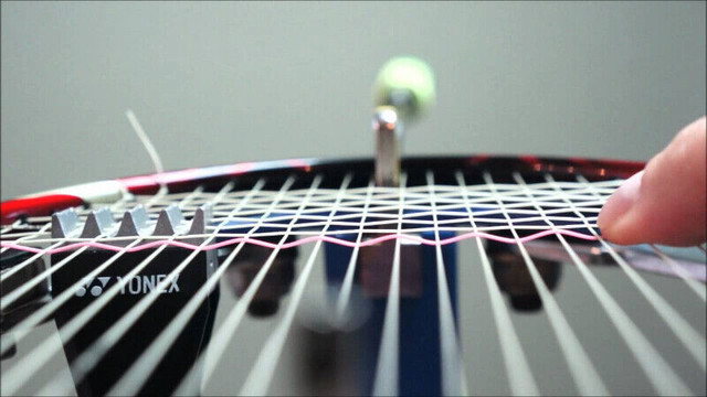 Cordage de raquette badminton dans Tennis et raquettes  à Ville de Montréal