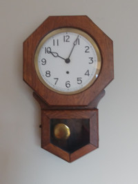 Classic Antique Wall Clock