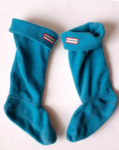 Worn a couple of times in like new condition. Hunter boot socks rendered in soft fleece can be folde...