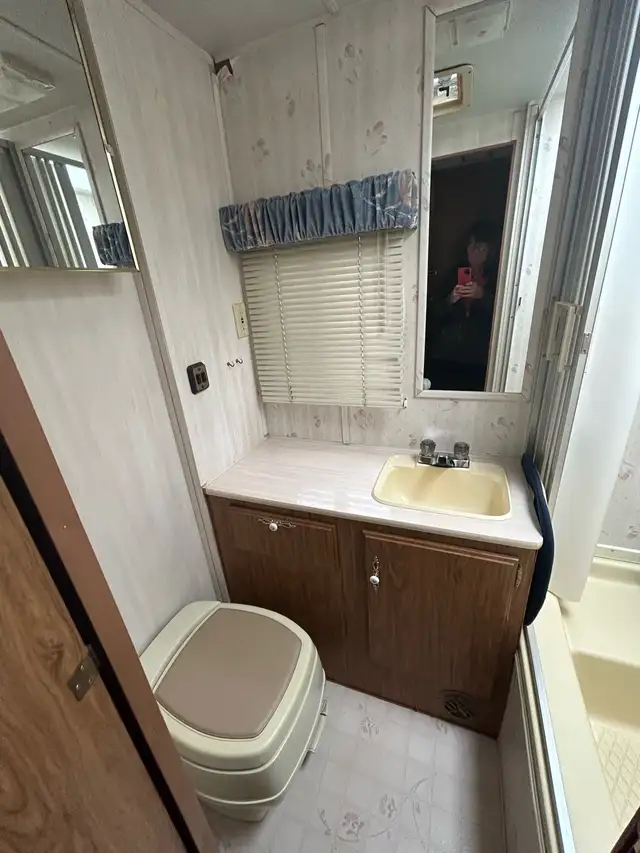motor home for sale in RVs & Motorhomes in Grande Prairie - Image 10