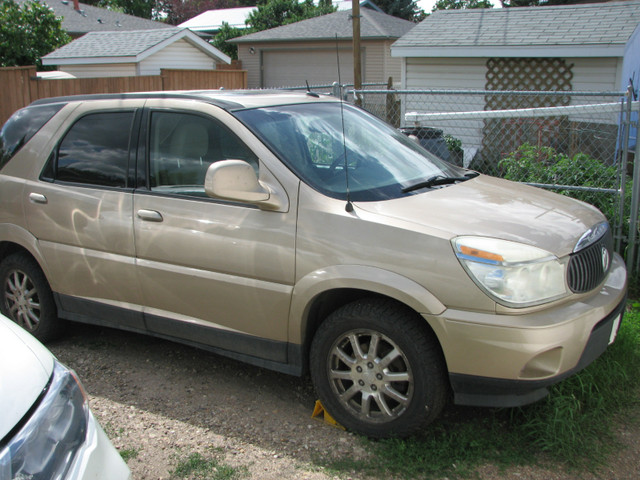 2006 Buick Rendezvous CXL gold in color in Cars & Trucks in Edmonton