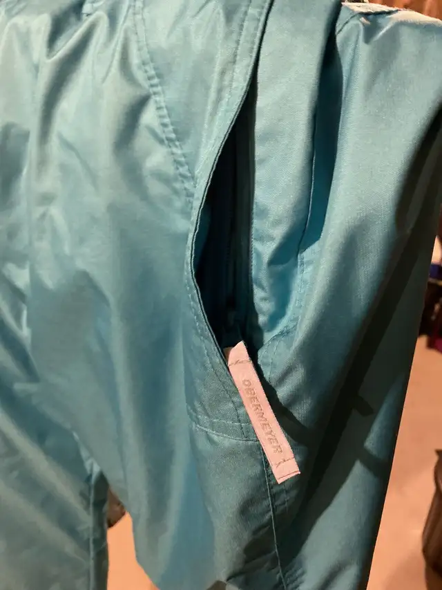 Ladies ski suit L, XL(please read all) in Women's - Tops & Outerwear in Markham / York Region - Image 11