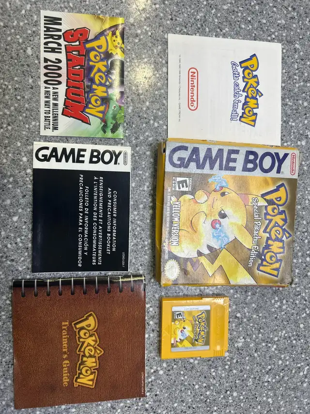 Gameboy Pokemon Yellow Special Pikachu Edition Complete In Box