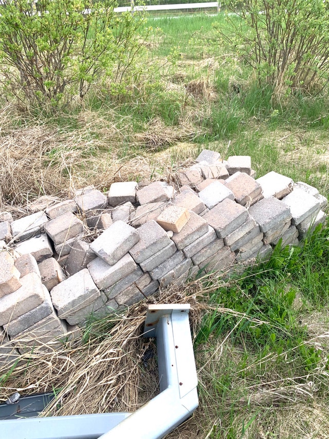 Outdoor bricks Outdoor Décor Calgary Kijiji