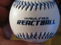 RAWLINGS REACTION / 5-TOOL TRAINING BALL