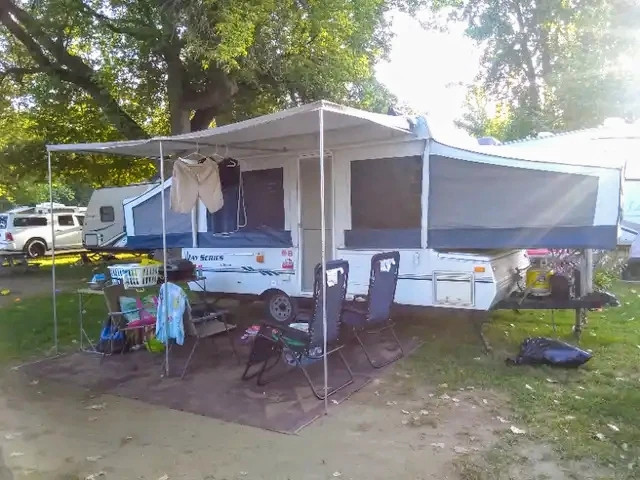 2008 Jayco Tent Trailer With Slide-Out in Travel Trailers & Campers in Windsor Region - Image 2