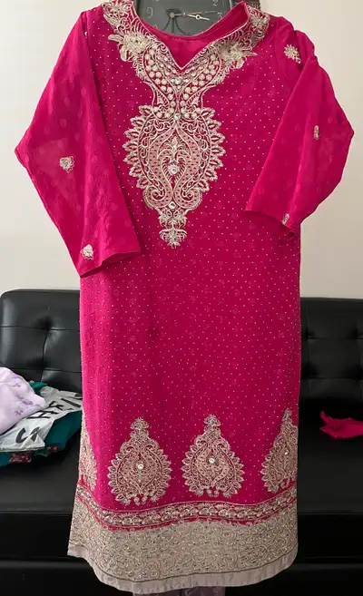 Pakistani/Indian Preloved  party wear 3 piece suite, View more