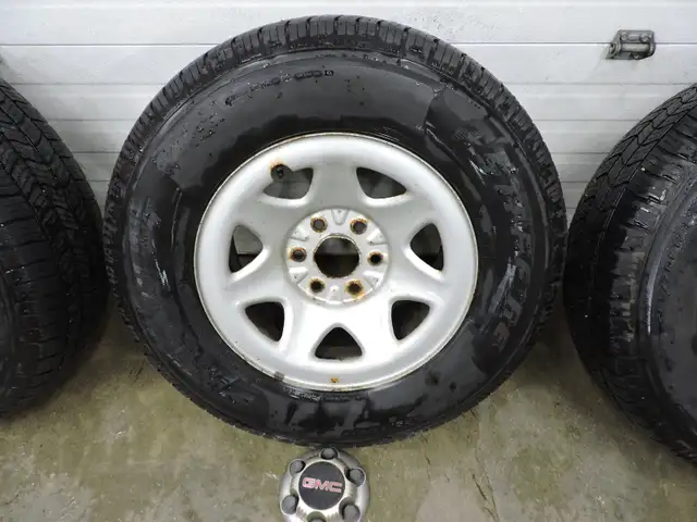 6-Bolt Chev/GM 1500 Rims With Caps and Starfire P265/70/17 Tires in Tires & Rims in Stratford - Image 5
