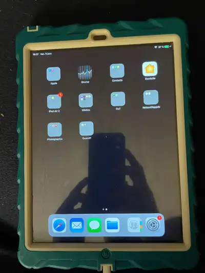 iPad Air 2 d’occasion à vendre! Idéal pour un enfant!, View more