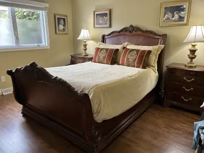 Couvre-lit/Bedspread, View more