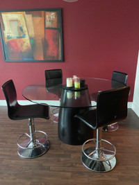 Glass Dining table and bar stool chairs 