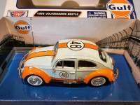 1:24 Diecast Motor Max 1966 VW Volkswagen Beetle Gulf Livery