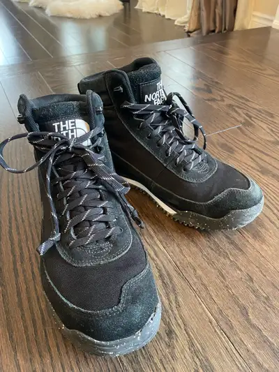 The North Face Waterproof Boots – Men’s US 9, View more