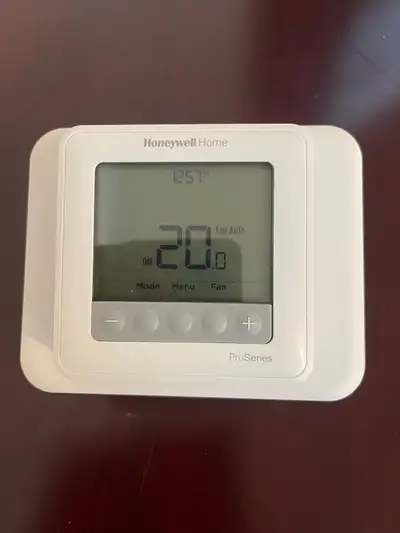 Thermostat programmable Honeywell, View more