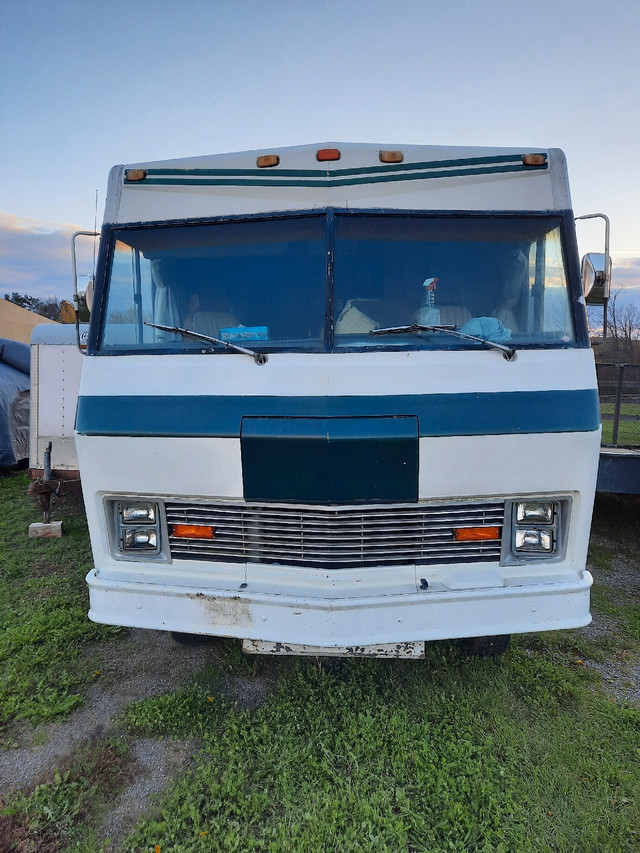 1979 Winnebago Brave 26