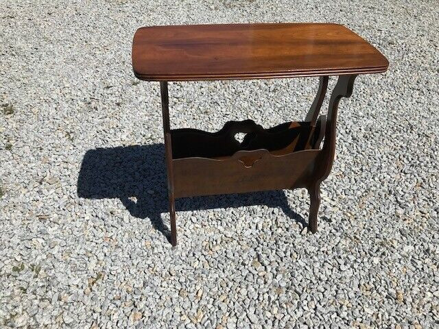 Solid wood side table in Other Tables in Yarmouth - Image 2