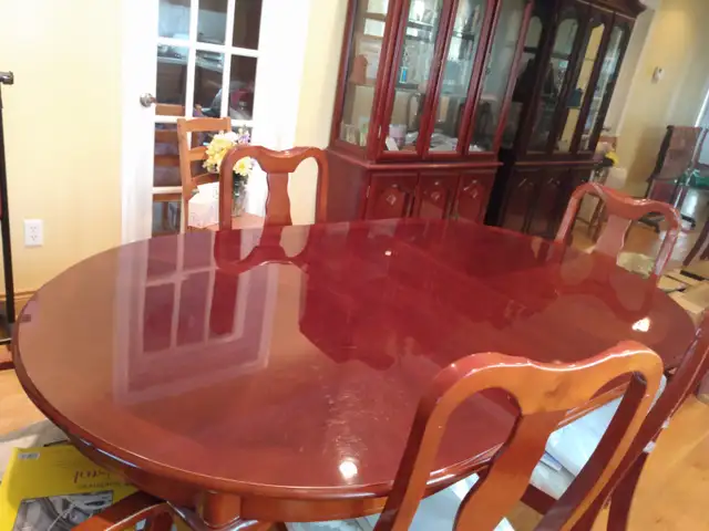 Furniture for sale in Hutches & Display Cabinets in City of Toronto - Image 2