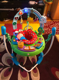 Fisher Price Saucer baby activity center, lights+music+sounds...