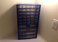 New Mastercraft 36 Drawer Metal Storage Cabinet Wall Mount 