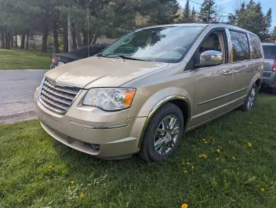 Chrysler town and country 2008 