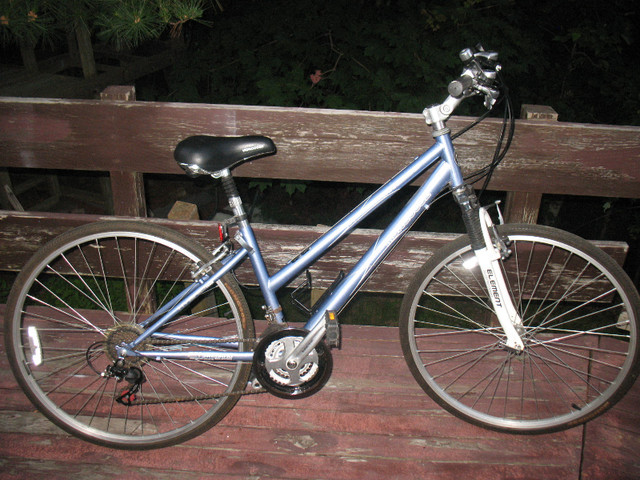 Mongoose Hybrid Bike in Cruiser, Commuter & Hybrid in City of Halifax - Image 2