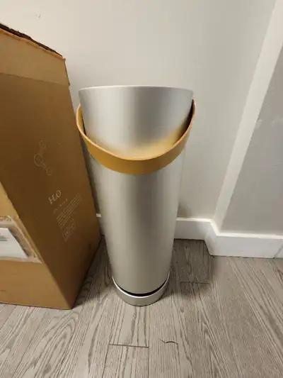 Like new, been used for 1 week only for our guest.